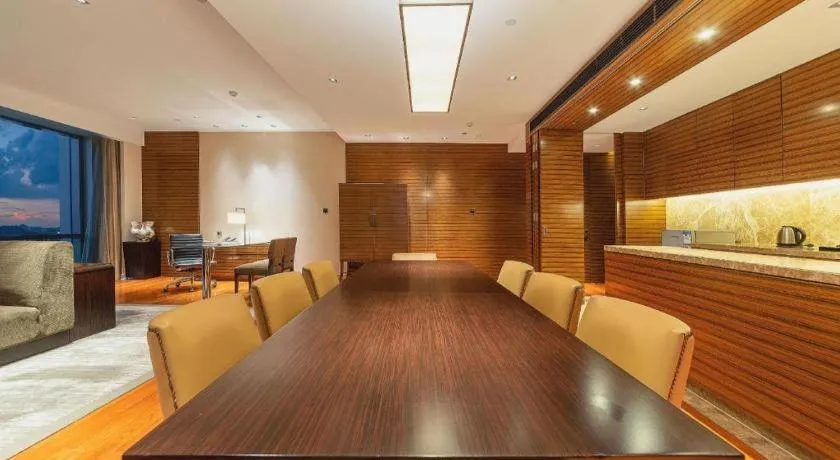 New World Guiyang Hotel