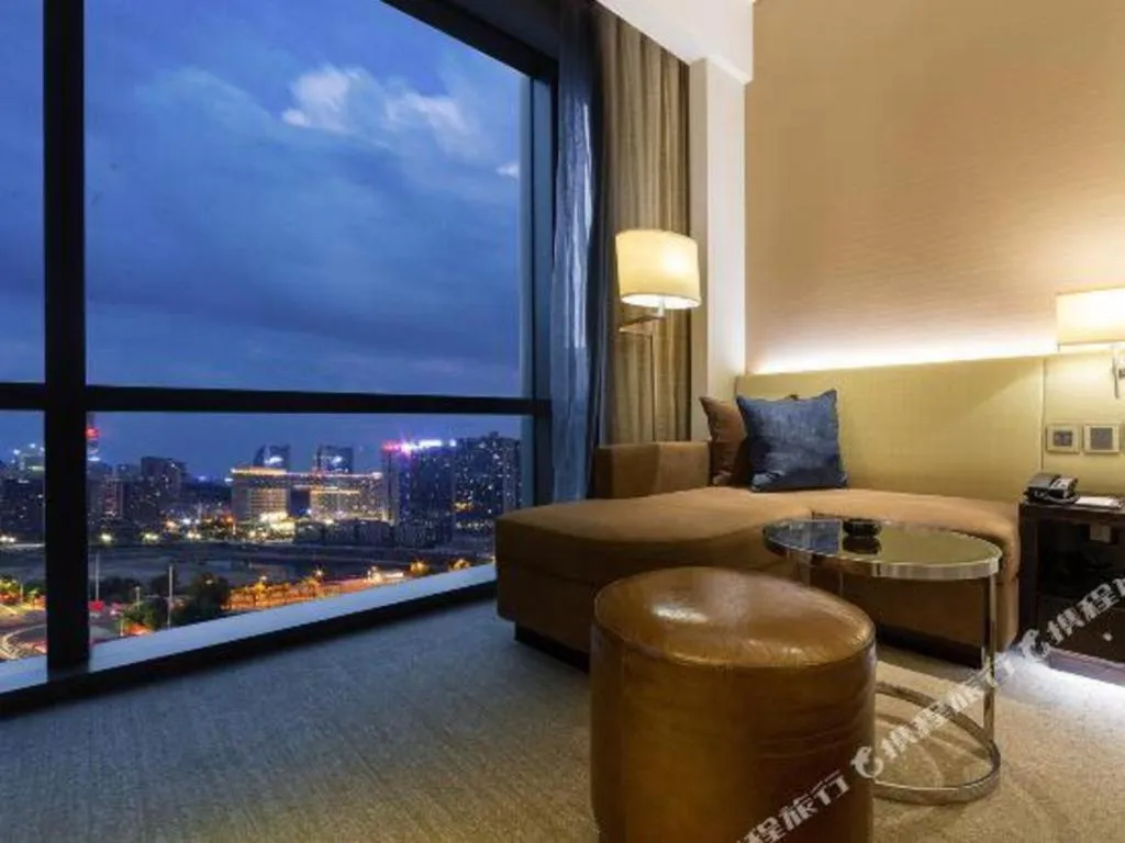 New World Guiyang Hotel