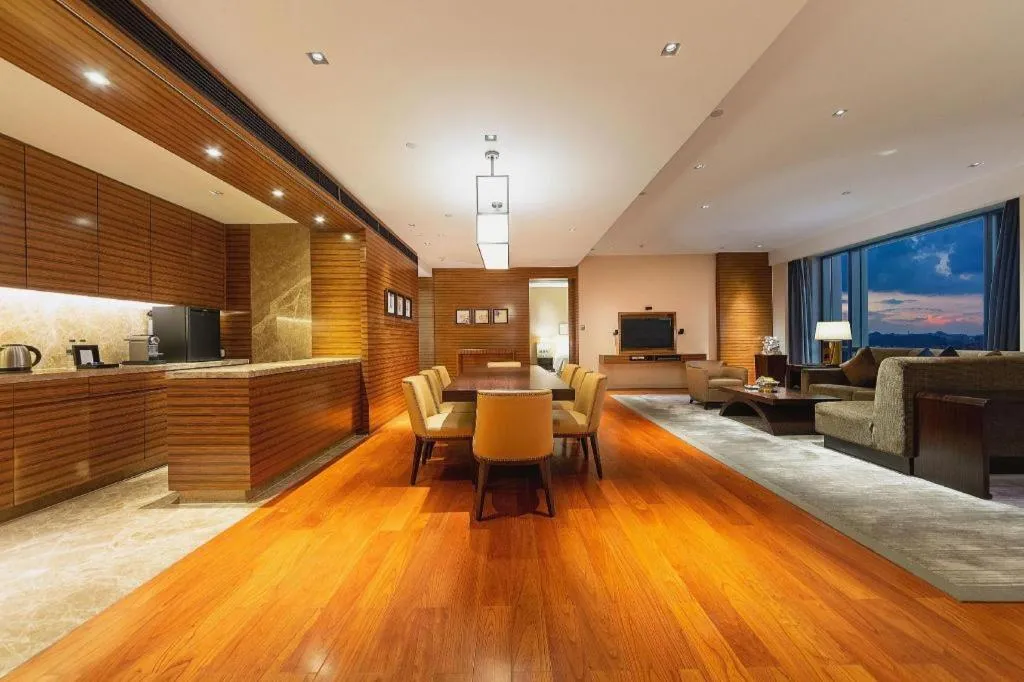 New World Guiyang Hotel