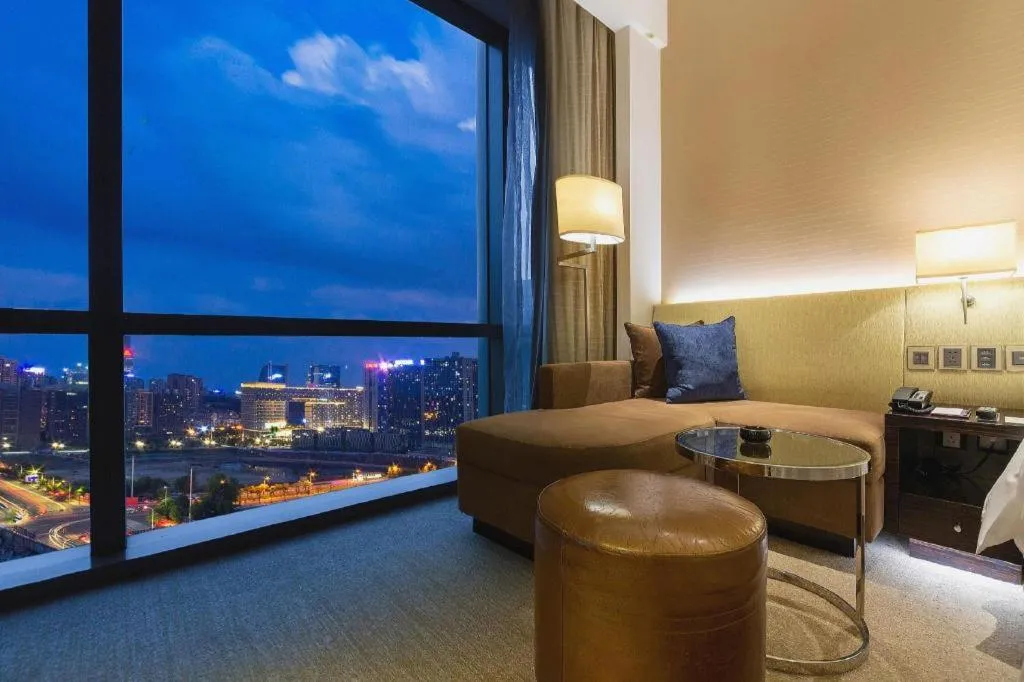 New World Guiyang Hotel