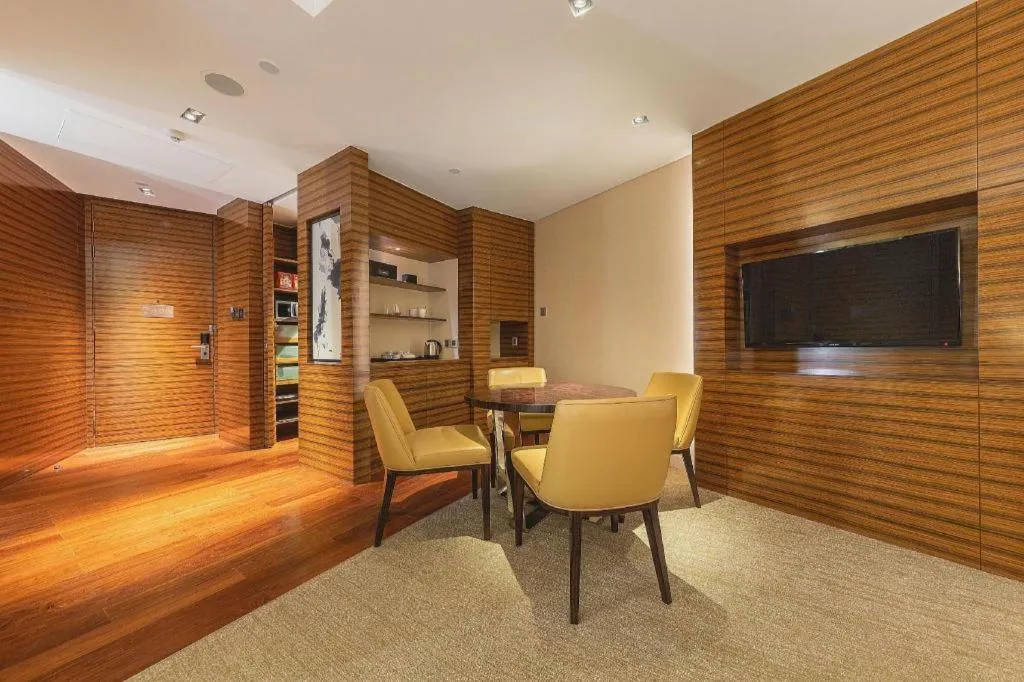 New World Guiyang Hotel