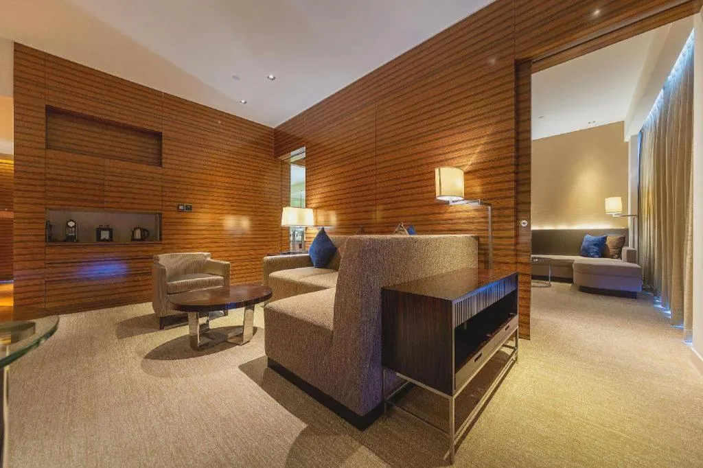 New World Guiyang Hotel