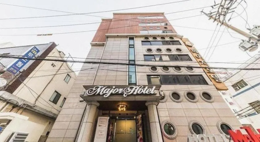 Major Hotel