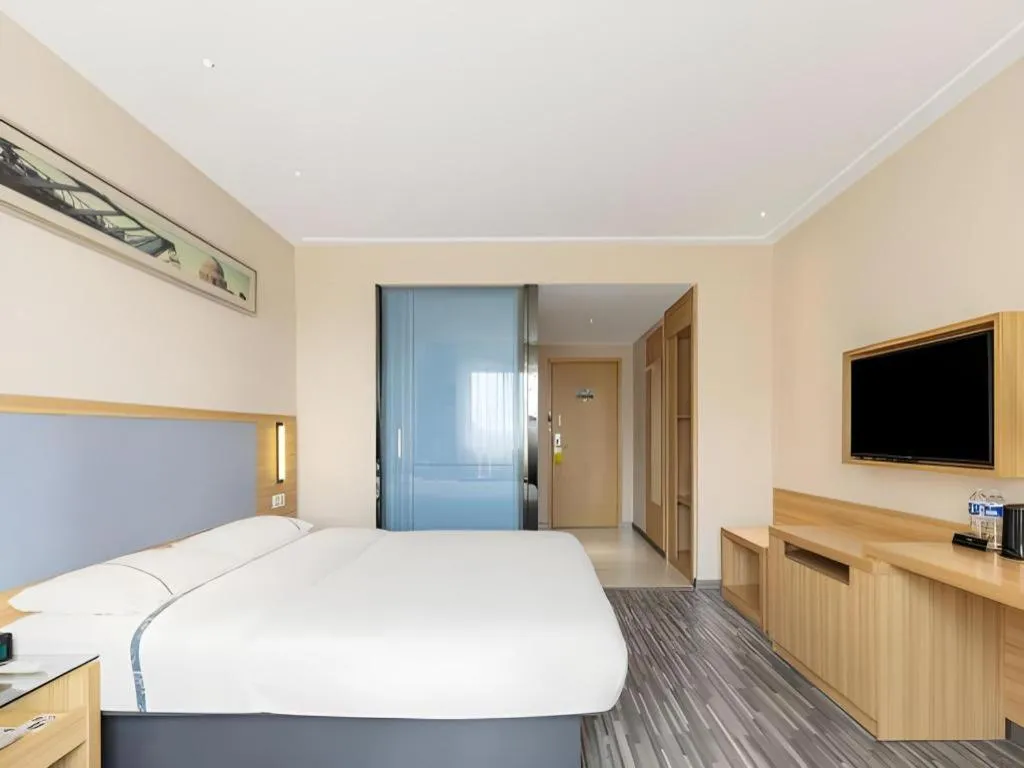 Bed in City Comfort Inn Nanning Chaoyang Square Metro Station