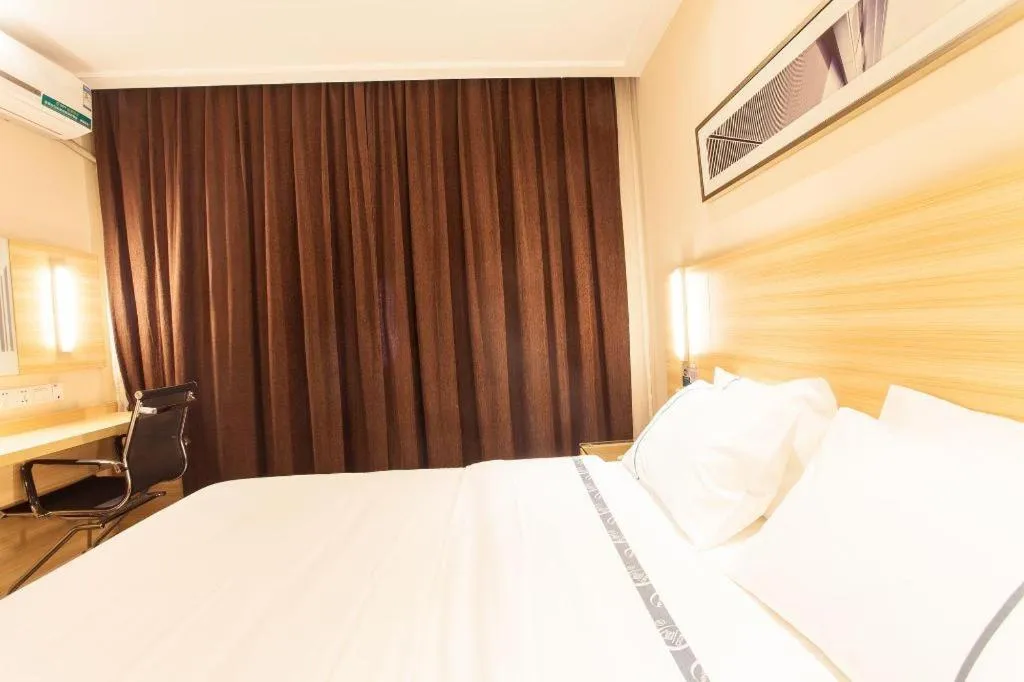 Bed in City Comfort Inn Nanning Chaoyang Square Metro Station