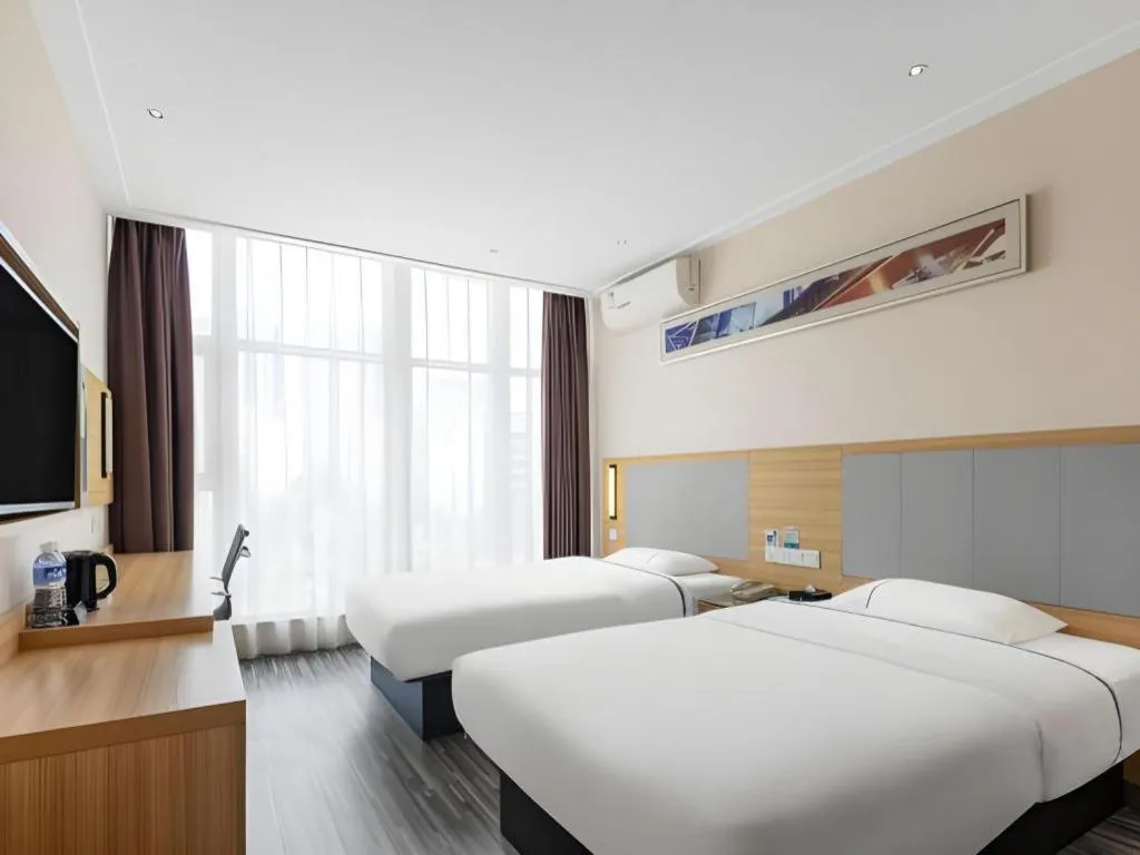 Bed in City Comfort Inn Nanning Chaoyang Square Metro Station