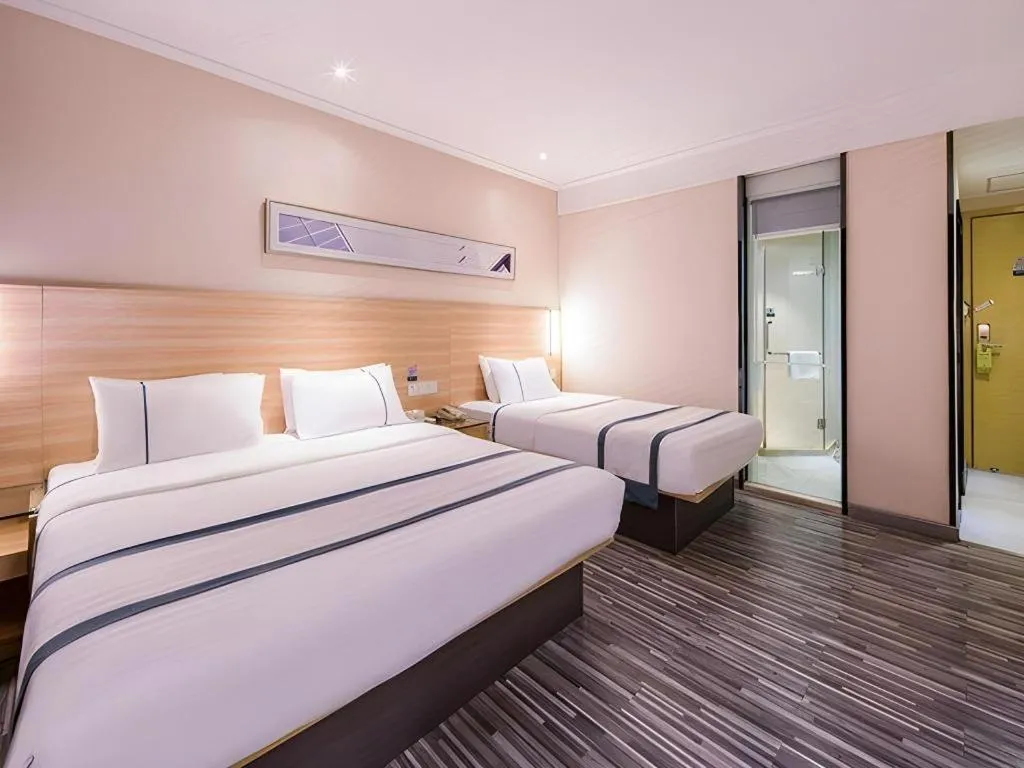 Bed in City Comfort Inn Nanning Chaoyang Square Metro Station