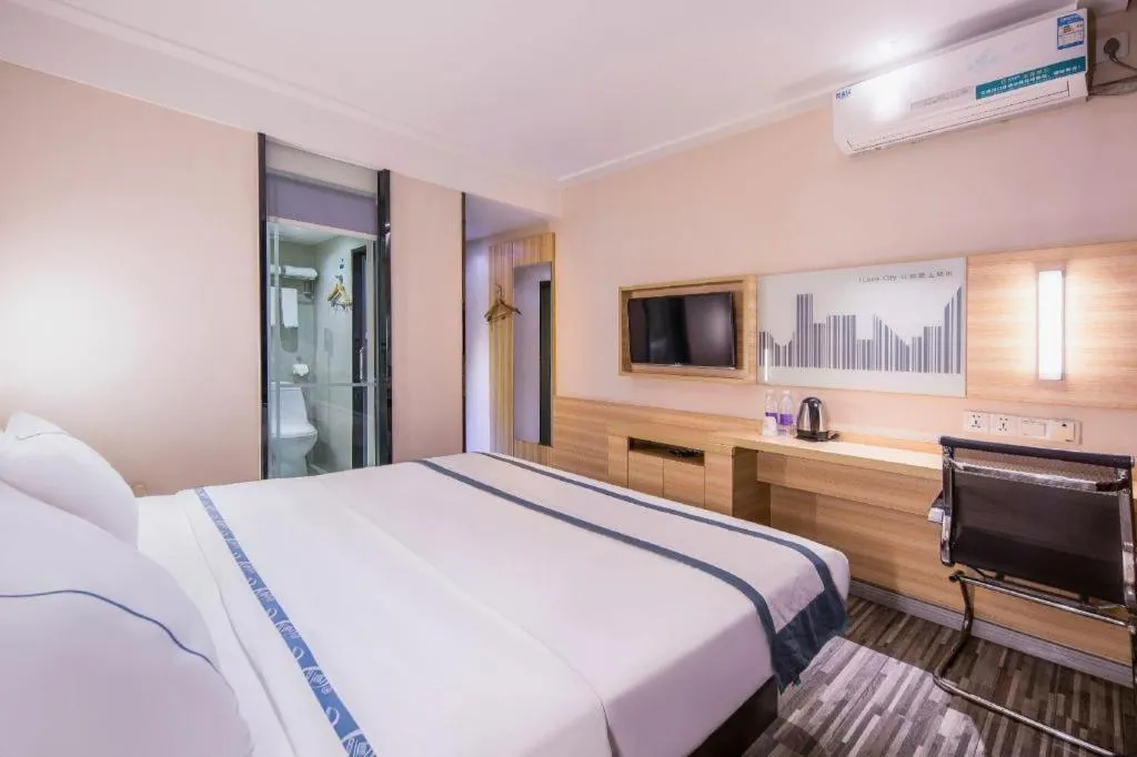 Bed in City Comfort Inn Nanning Chaoyang Square Metro Station