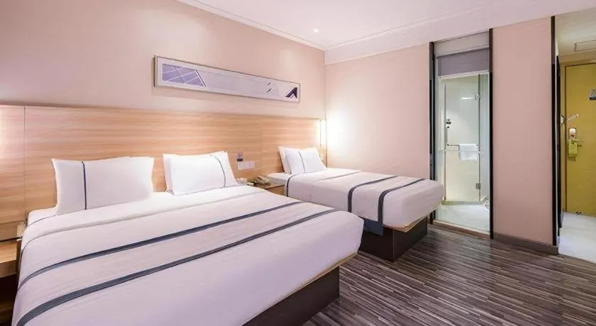 Bed in City Comfort Inn Nanning Chaoyang Square Metro Station