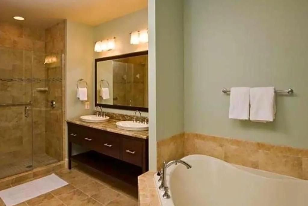 National Harbor Resort by ResortShare