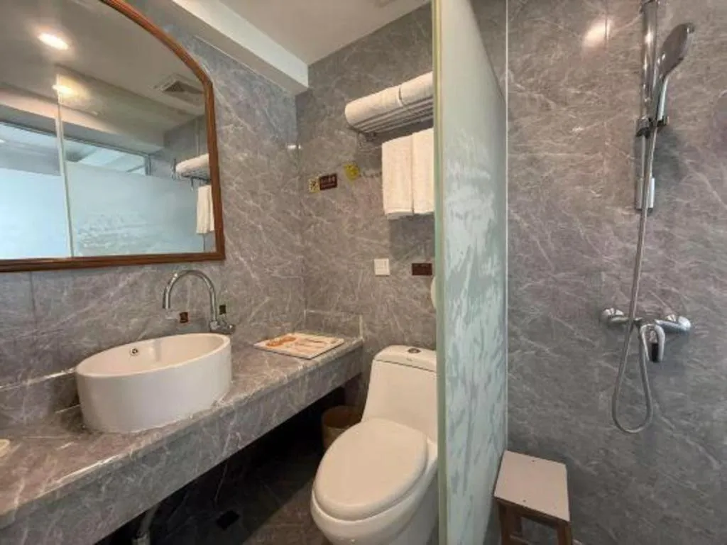 Vienna Hotel Nanning Train Station