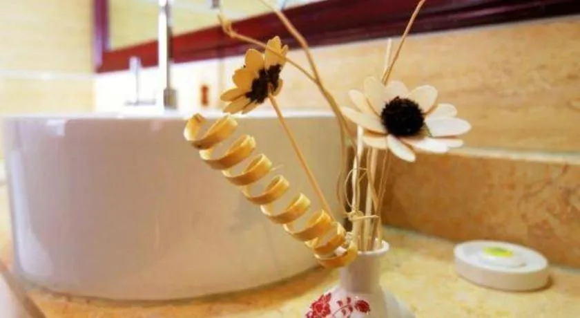 Vienna Hotel Nanning Train Station