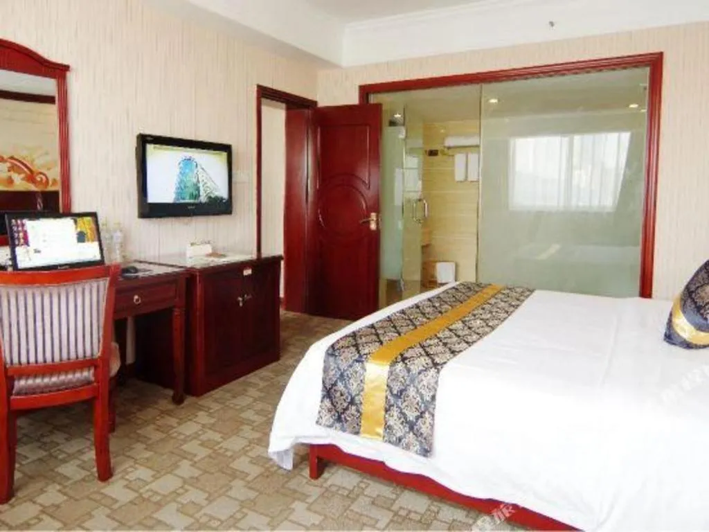 Bed in Vienna Hotel Nanning Train Station