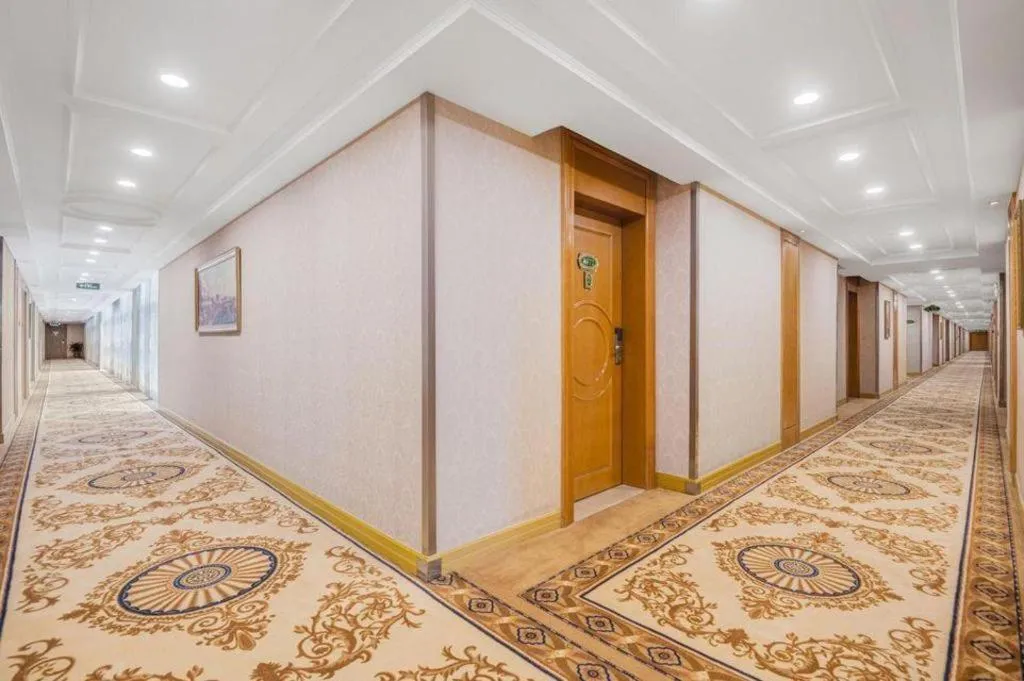 Vienna International Hotel Shenzhen North Station Branch