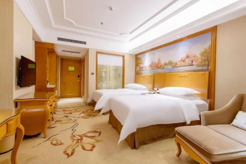 Bed in Vienna International Hotel Shenzhen North Station Branch