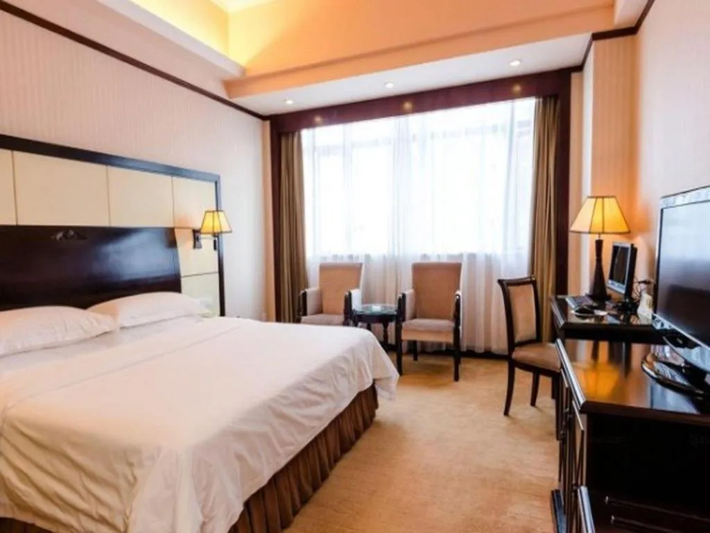 Bed in Vienna International Hotel Shenzhen North Station Branch