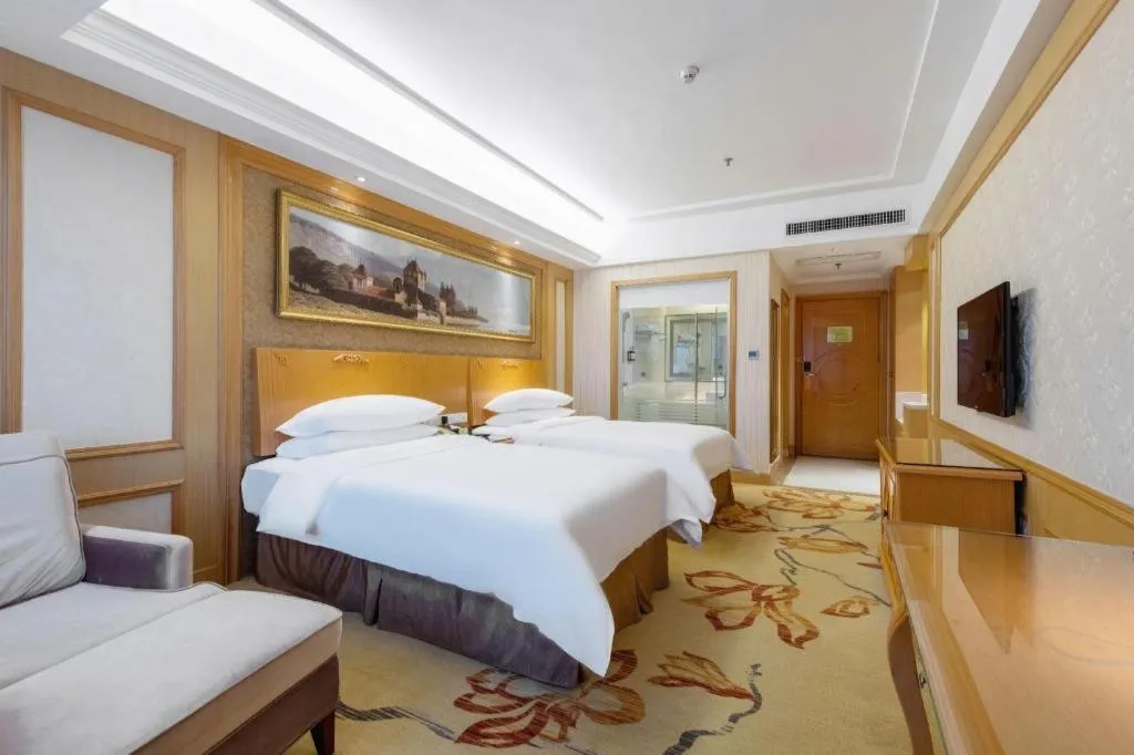 Bed in Vienna International Hotel Shenzhen North Station Branch