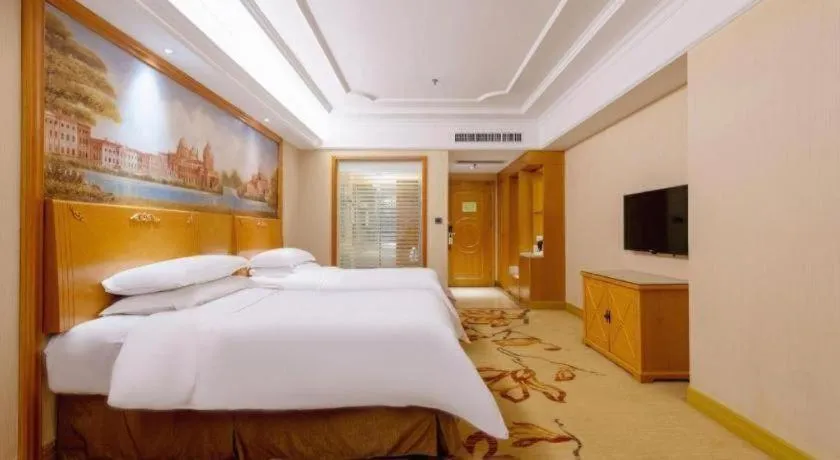 Bed in Vienna International Hotel Shenzhen North Station Branch