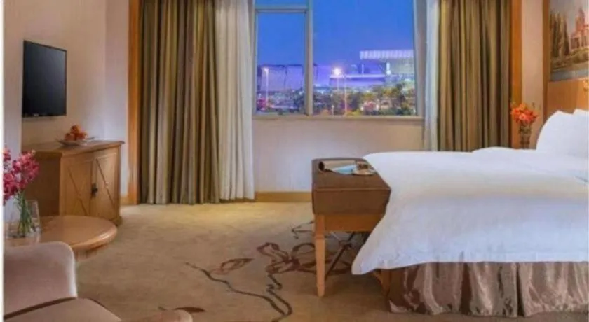 Bed in Vienna International Hotel Shenzhen North Station Branch