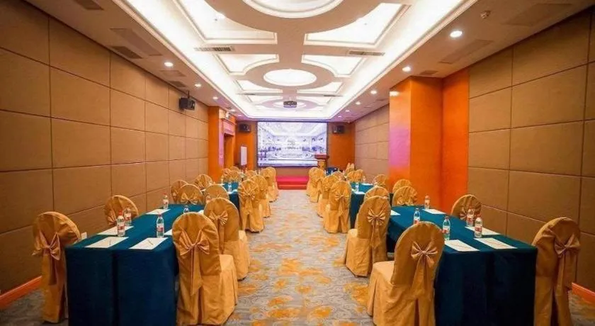 Vienna International Hotel Shenzhen North Station Branch