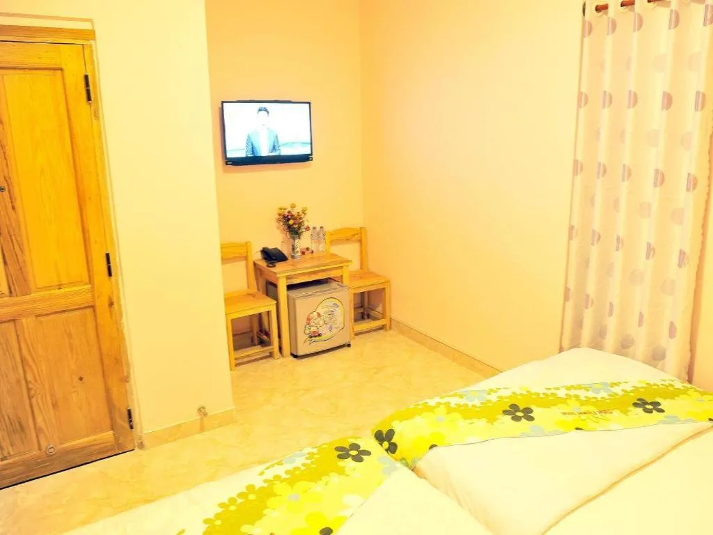 Bed in Dalat Flower Hotel & Spa