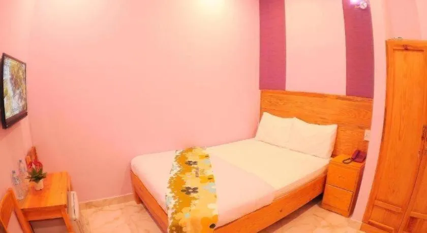 Bed in Dalat Flower Hotel & Spa