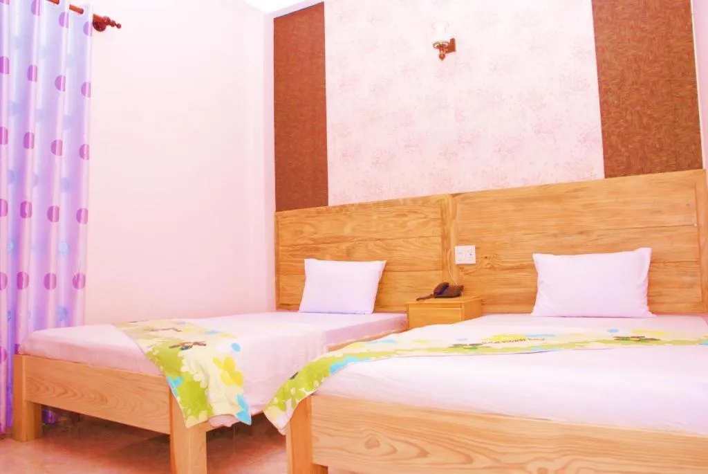 Bed in Dalat Flower Hotel & Spa