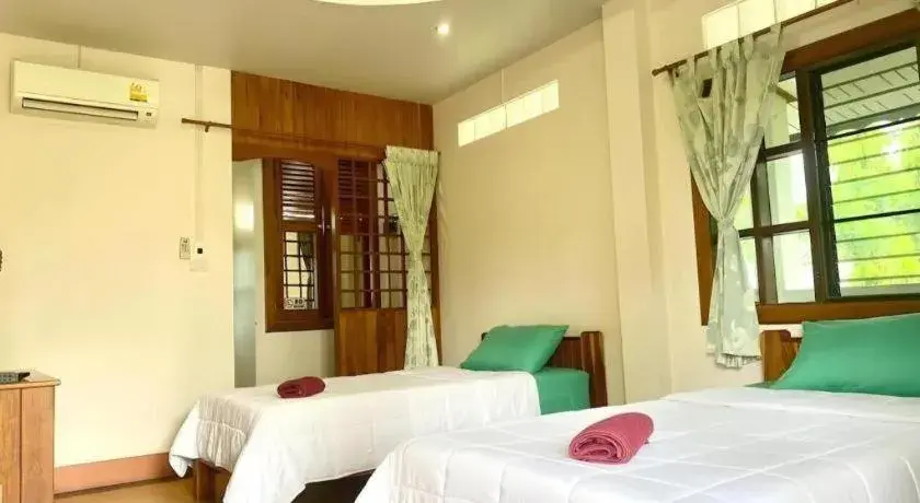 Bed in Phuphan Park Hotel Bed in Phuphan Park Hotel