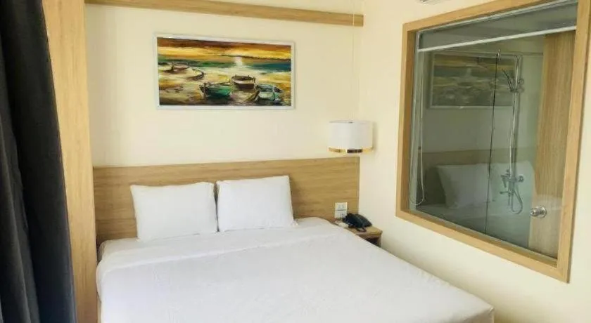 Bed in Luxe Hotel