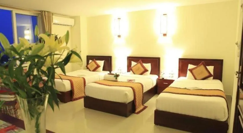 Bed in Luxe Hotel
