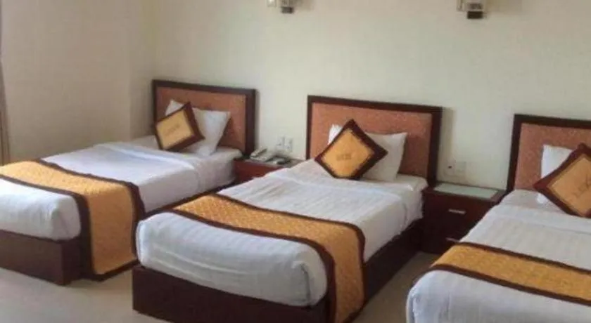 Bed in Luxe Hotel