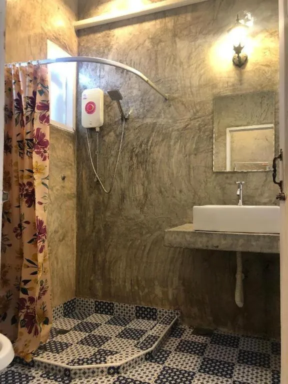 The Color Resort Amphawa