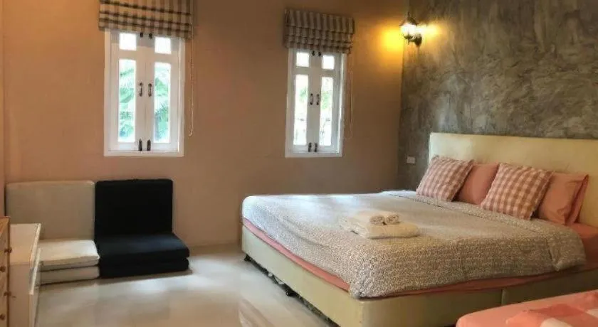 Bed in The Color Resort Amphawa