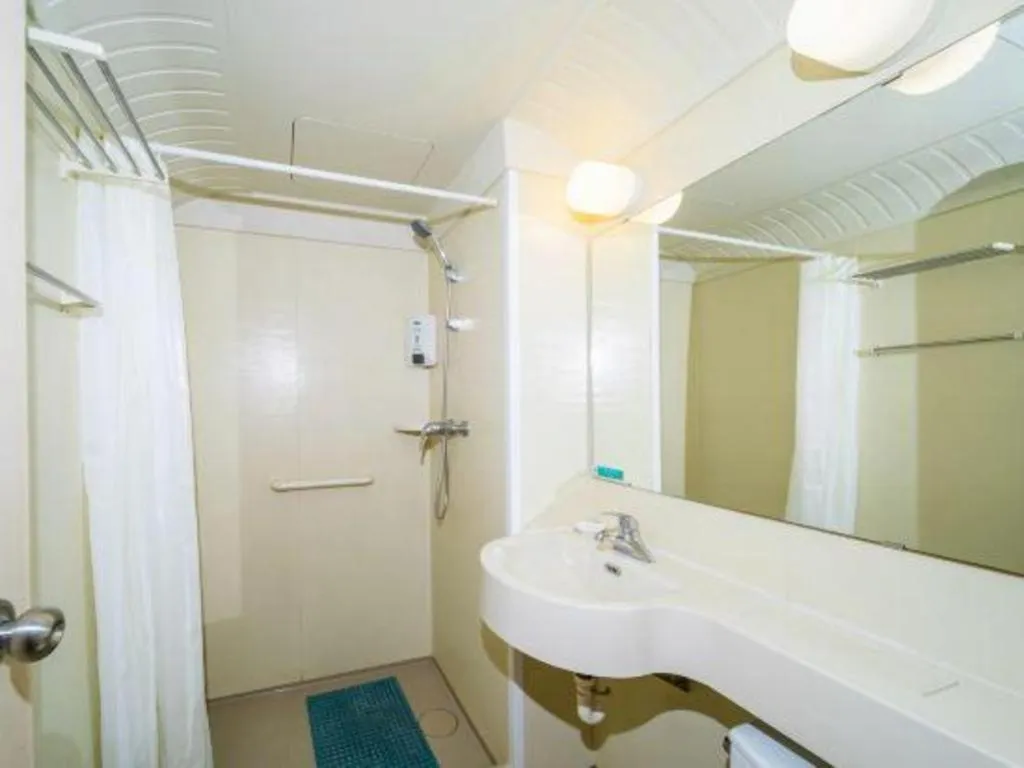 Jinjiang Inn Sanya Hexi Road Pedestrian Bridge