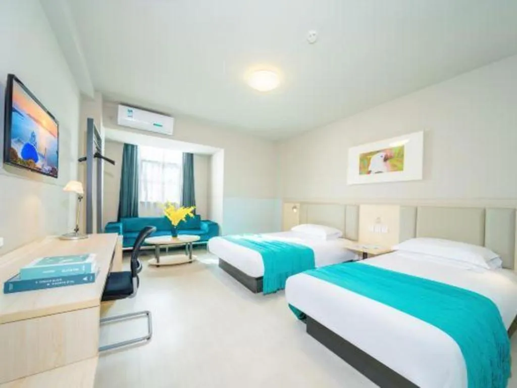 Bed in Jinjiang Inn Sanya Hexi Road Pedestrian Bridge