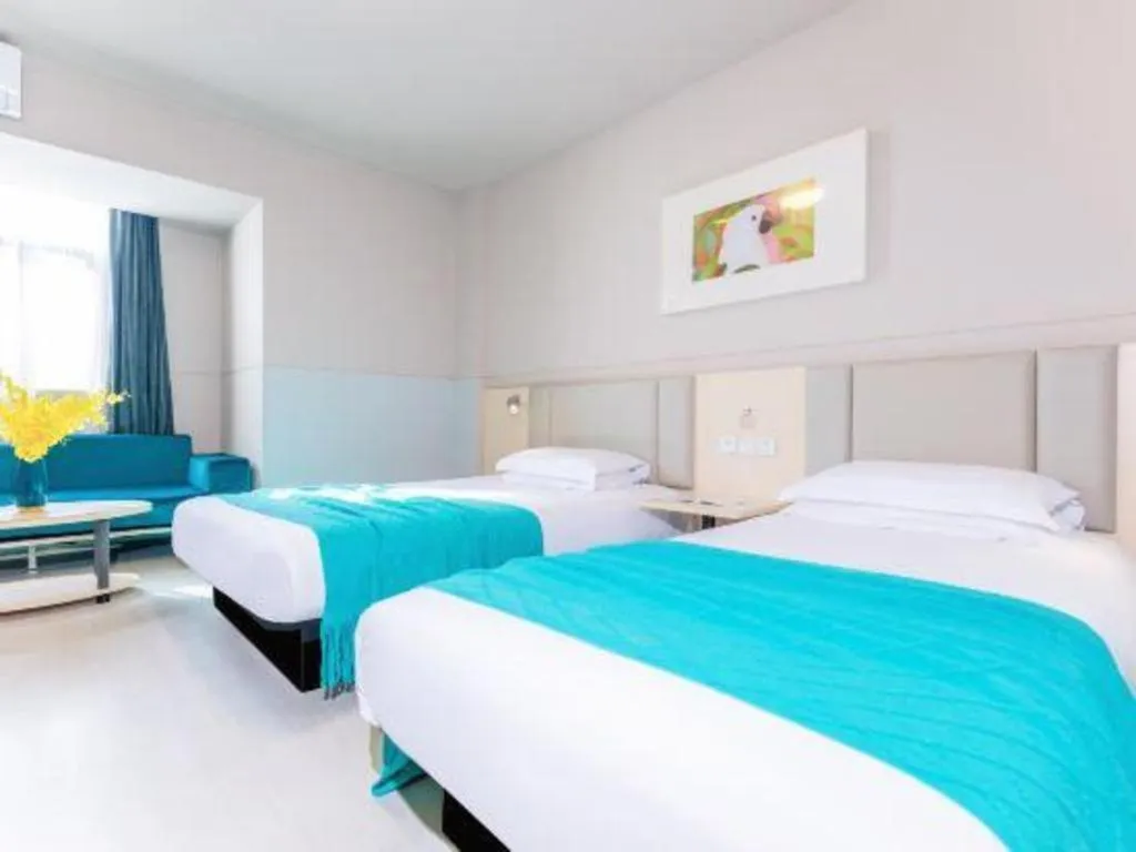 Bed in Jinjiang Inn Sanya Hexi Road Pedestrian Bridge