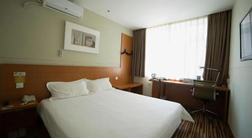 Bed in Jinjiang Inn Style Shenyang The Palace Huaiyuan Gate