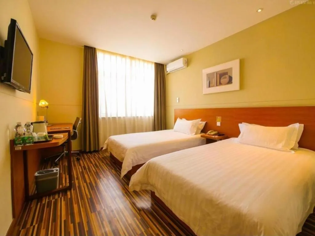 Bed in Jinjiang Inn Style Shenyang The Palace Huaiyuan Gate