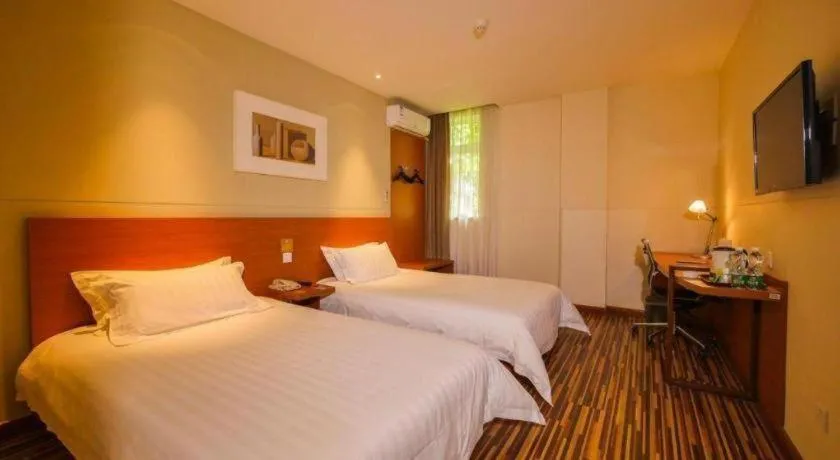 Bed in Jinjiang Inn Style Shenyang The Palace Huaiyuan Gate