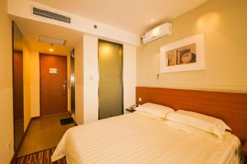 Bed in Jinjiang Inn Style Shenyang The Palace Huaiyuan Gate