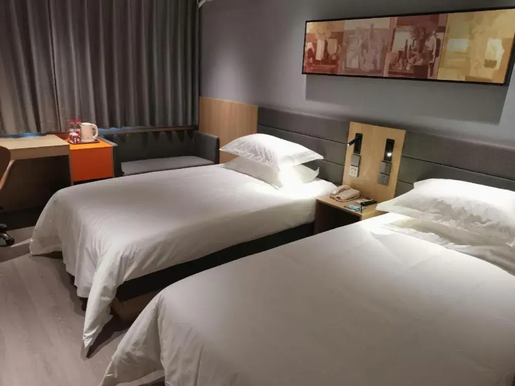 Bed in Jinjiang Inn Cixi Intime City Shanglinfang Pedestrian Street Bed in Jinjiang Inn Cixi Intime City Shanglinfang Pedestrian Street