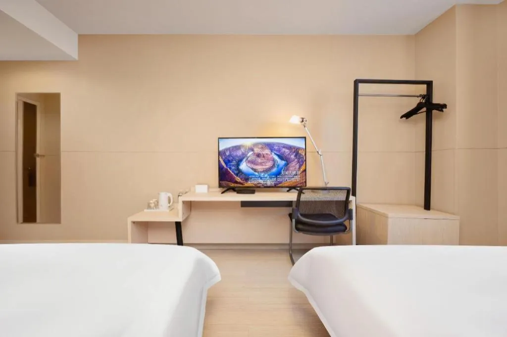 Bed in JinJiang Inn Datong Pingchengqiao