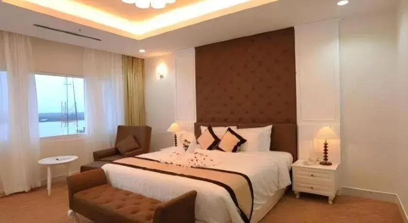 Bed in Mekong My Tho Hotel Bed in Mekong My Tho Hotel