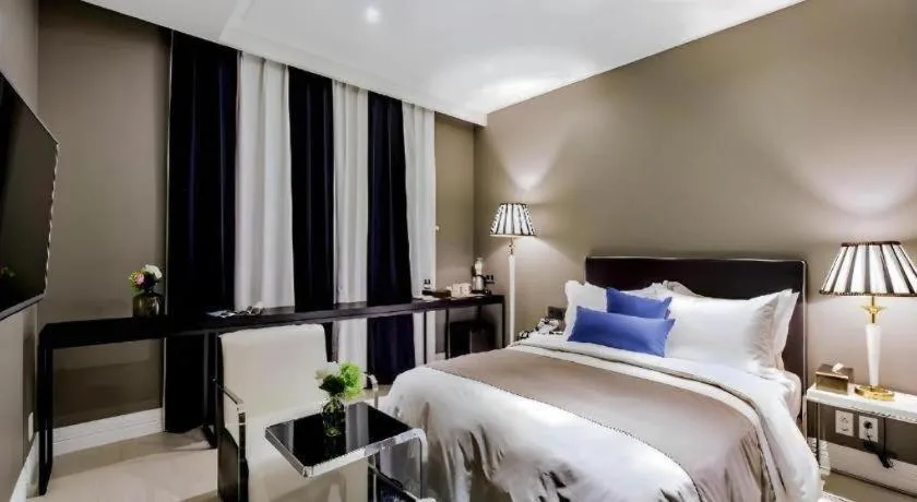 Bed in Daejeon Namoo Hotel