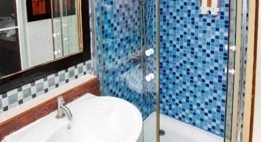 Prew Lom Chom Nam Resort