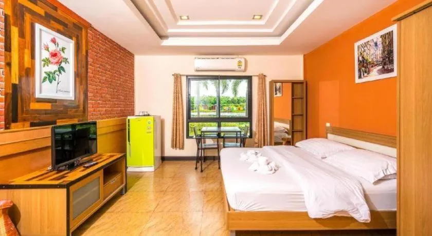 Bed in Prew Lom Chom Nam Resort