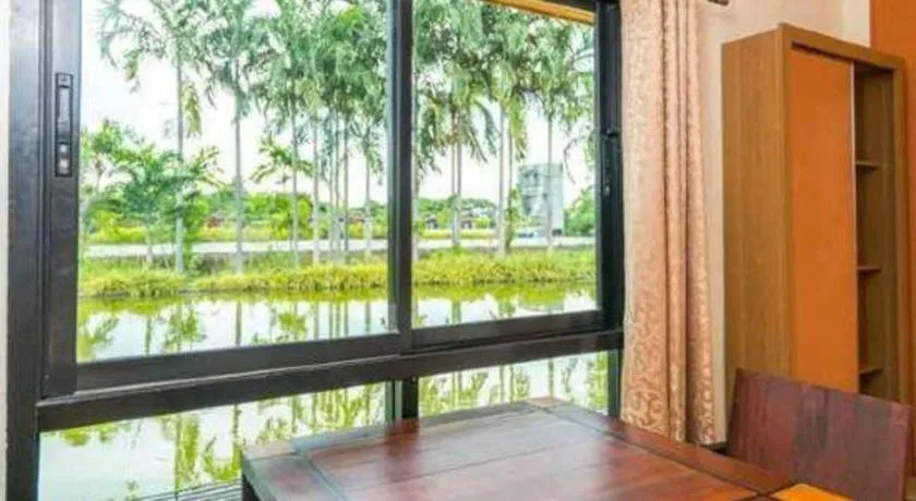 Prew Lom Chom Nam Resort