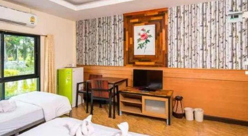 Bed in Prew Lom Chom Nam Resort