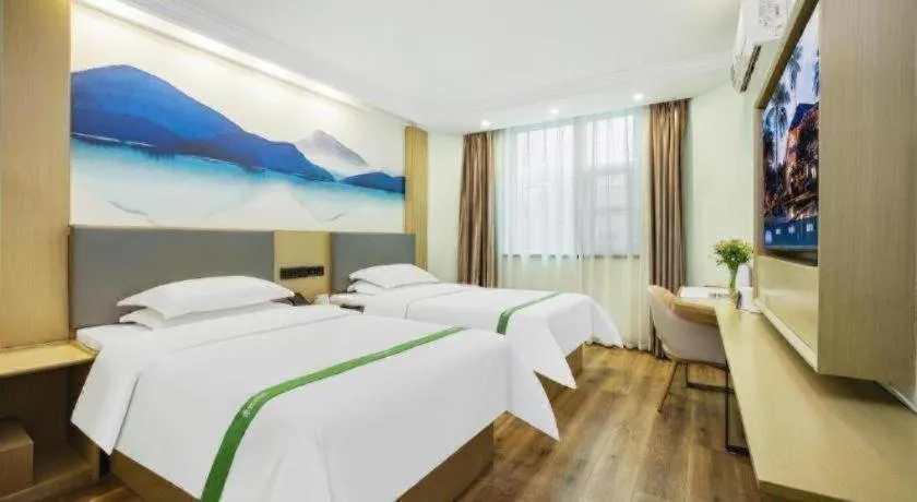 Bed in GreenTree Inn Puyang Ruifengyuan Business Hotel