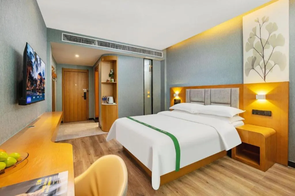 Bed in GreenTree Inn Puyang Ruifengyuan Business Hotel